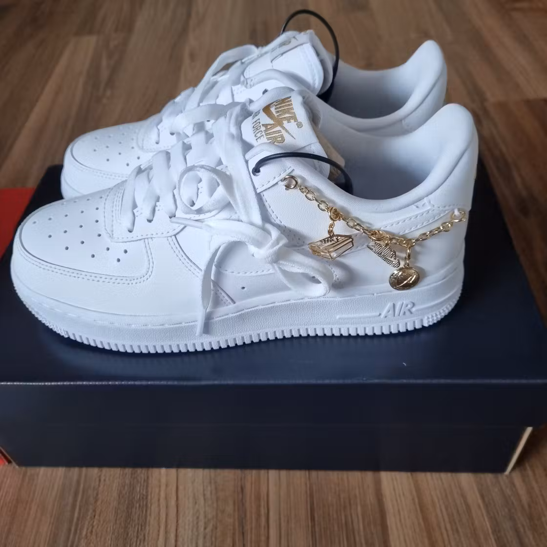 (Women) Nike Air Force 1 '07 LX 'Lucky Charms' DD1525-100 (Women) Nike Air Force 1 '07 LX 'Lucky Charms' DD1525-100